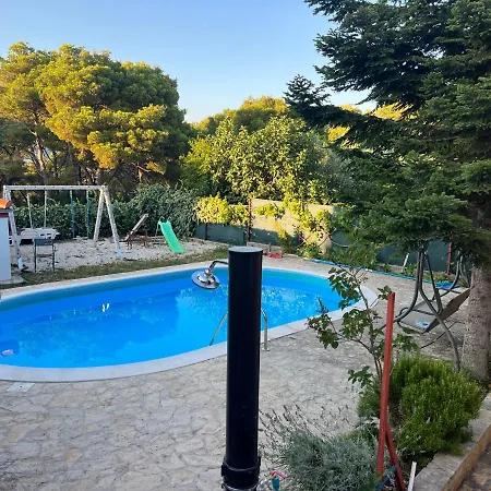 Cvita Πανσιόν